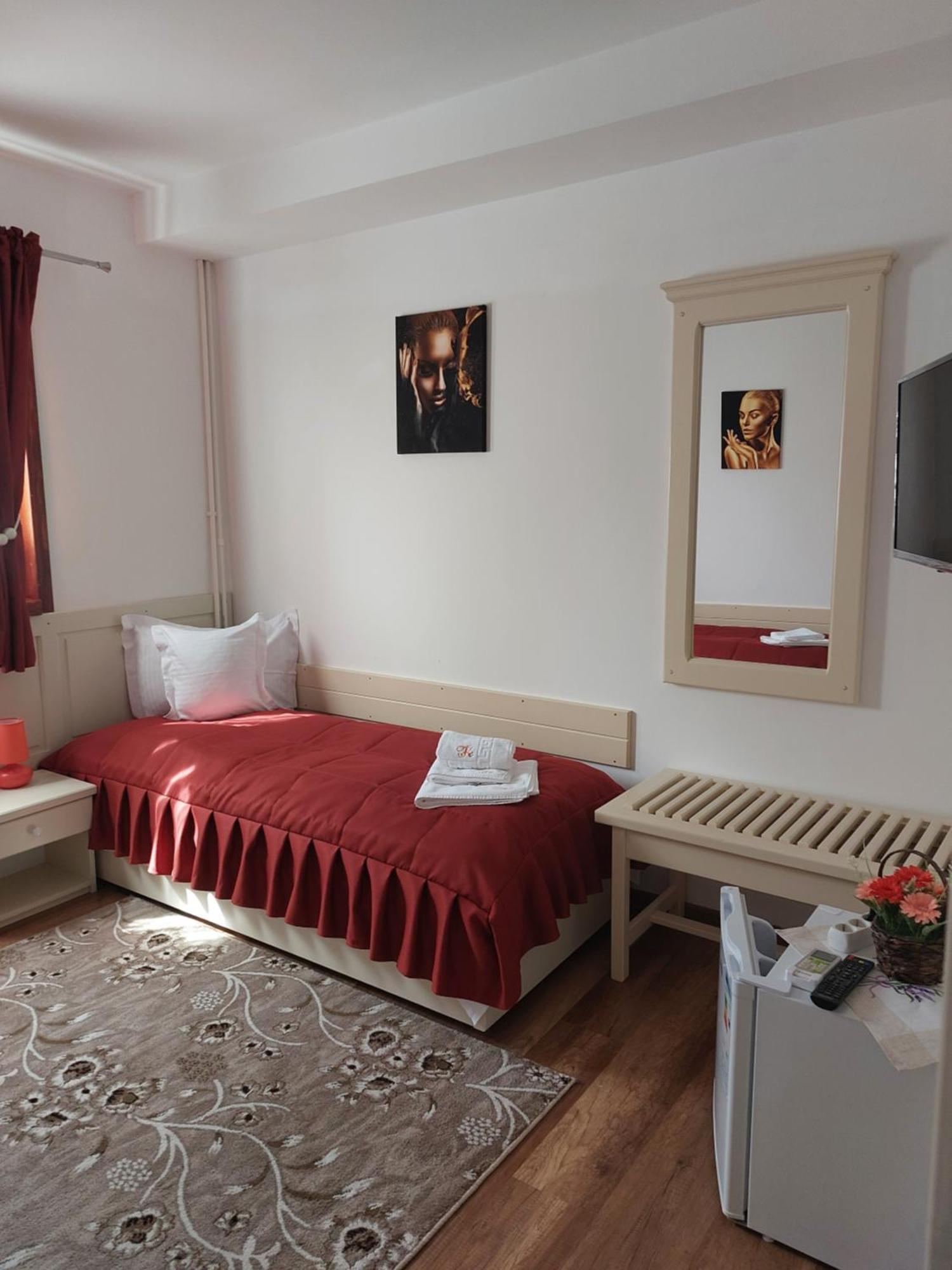 Vila Onix Săcueni Buitenkant foto